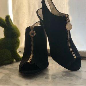 Anne Klein black heels with gold zipper